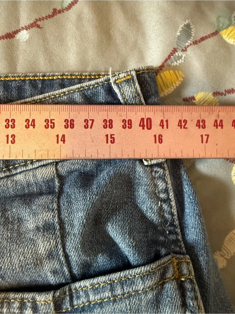 Pilcro Barrel Jeans in Denim Blue Wash - Picture 7 of 10